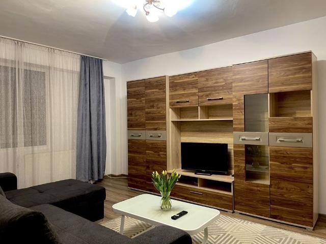 Apartament cu 2 camere, zona Tudor