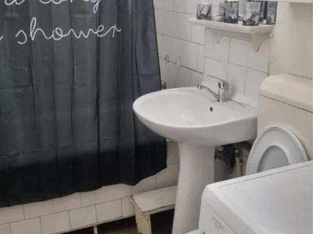 Apartament cu 2 camere zona Tudor Vladimirescu intersectia Bucsinescu