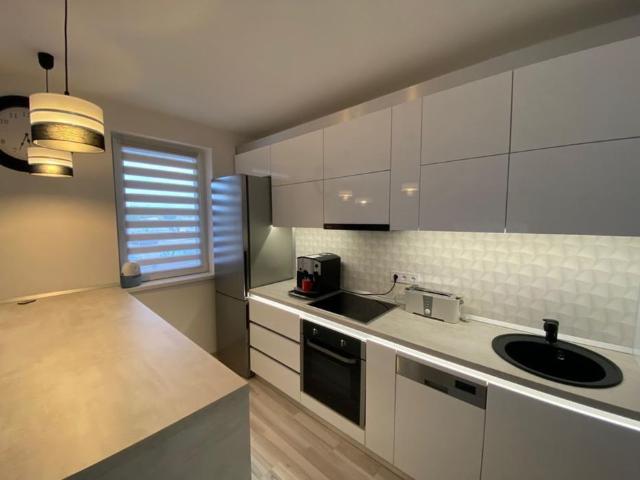 Apartament cu 2 camere, zona Unirii