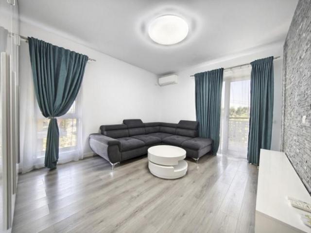 Apartament cu 2 camere 53 mp decomandat | Centrala Proprie | Zona Giroc