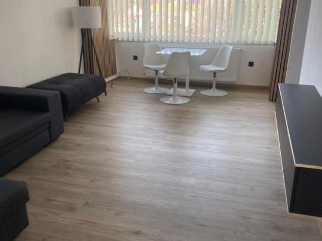 Apartament cu 2 camere, 65 mp, strada Victoriei