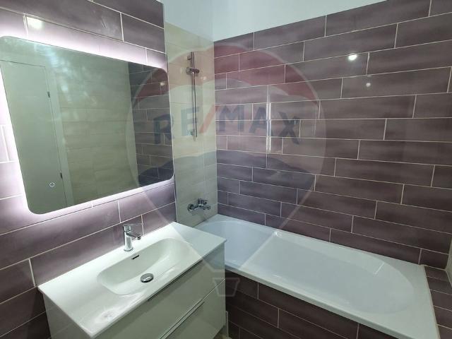 Apartament cu 2 camere, 70 mp V4
