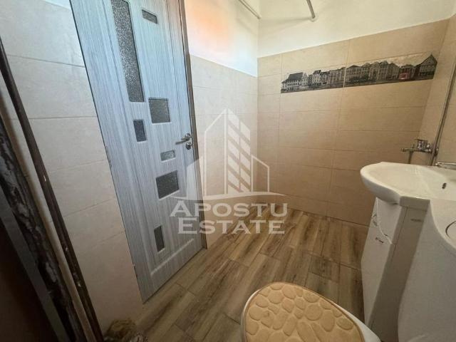 Apartament cu 2 dormitoare decomandat, centrala proprie U.