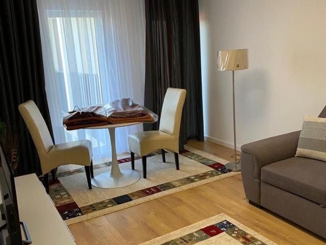 Apartament cu 2camere, 7 Noiembrie