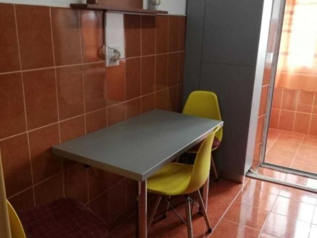Apartament cu 2camere zona Canta bariera Comat