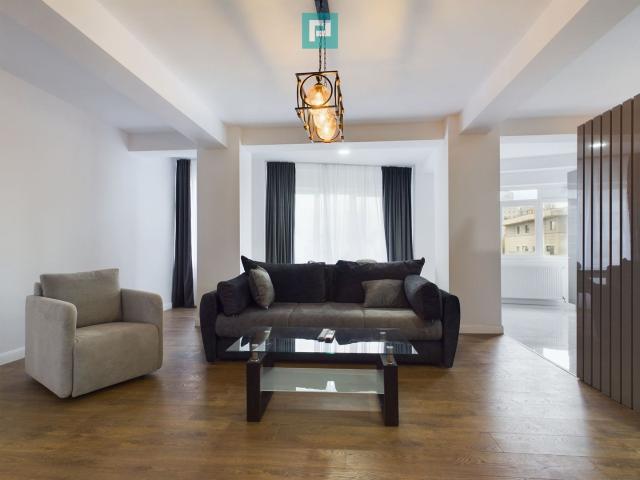 Apartament cu 3 camere Medicover Piata Victoriei
