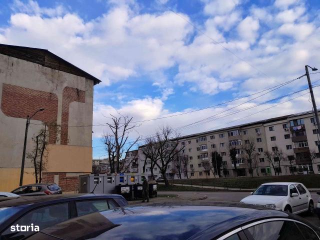 Apartament cu 3 camere, Micro 9