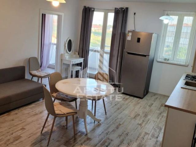 Apartament cu 3 camere, mobilat, cu gradina, in vatra satului Giroc