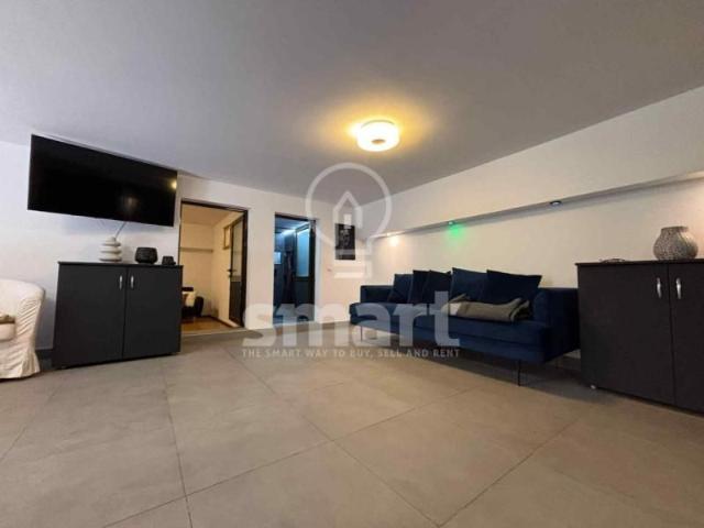 Apartament cu 3 camere curte proprie si parcare de vanzare zona str Campului