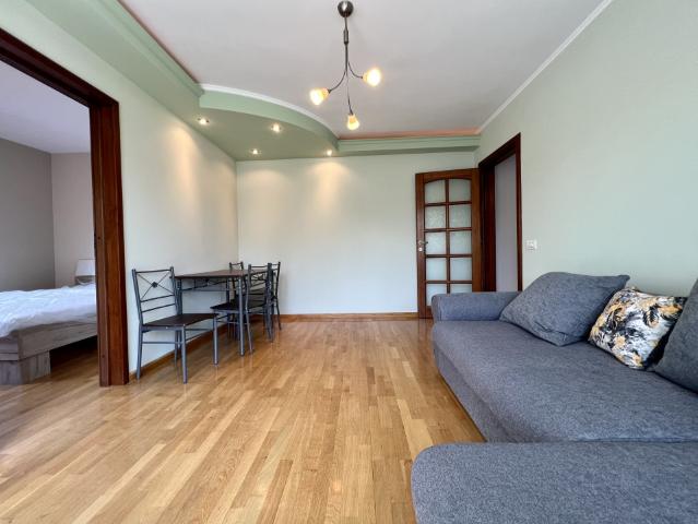 Apartament cu 3 camere Calea Bucuresti