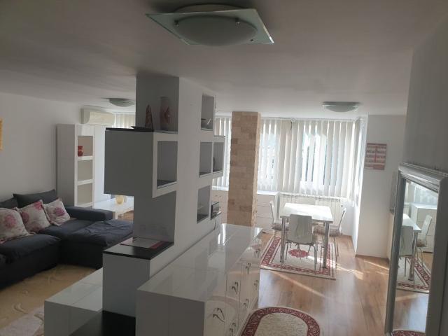 Apartament cu 3 camere, Central
