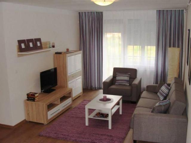 Apartament Cu 3 Camere de Inchiriat 400 eur, Cetate Alba Iulia