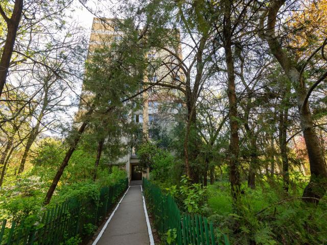 apartament cu 3 camere de inchiriat, 9 min. de metrou titan, parc ior