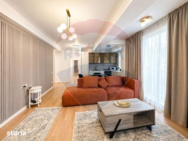Apartament cu 3 camere de închiriat ultramodern central Constanta
