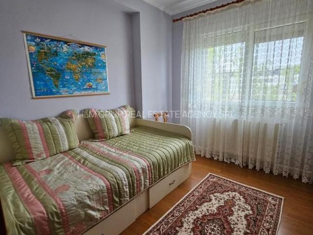 Apartament cu 3 camere de închiriat – Ultracentral