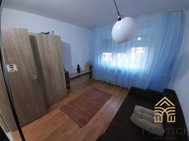 Apartament cu 3 camere de inchiriat zona Olosig – Oradea