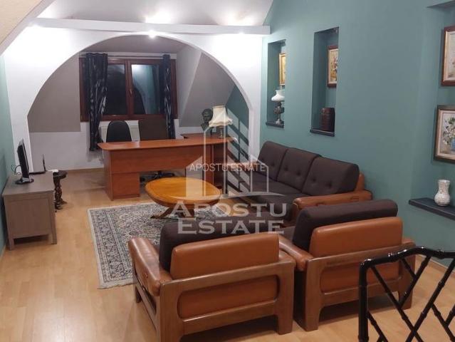 Apartament cu 3 camere de închiriat, Zona Centrală,Timisoara