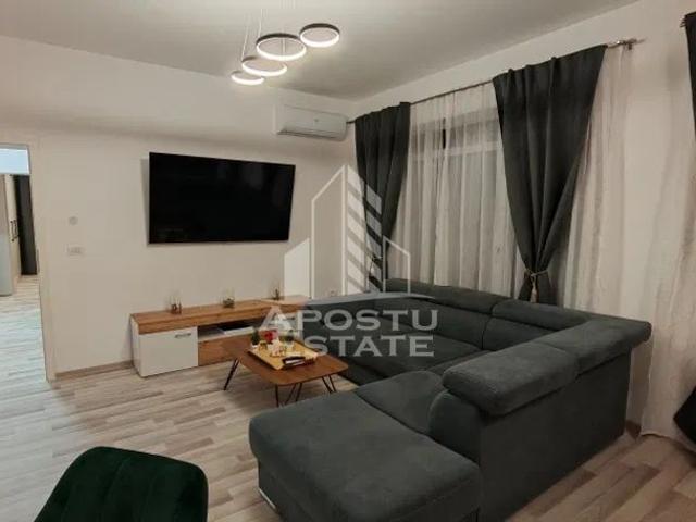 Apartament cu 3 camere, de inchiriat zona Dumbravita