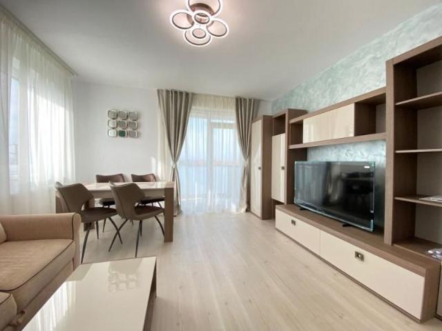 Apartament cu 3 camere de inchiriat, zona de Vest!