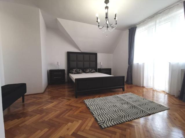 Apartament cu 3 camere de inchiriat, zona Gheorghe Doja, Oradea
