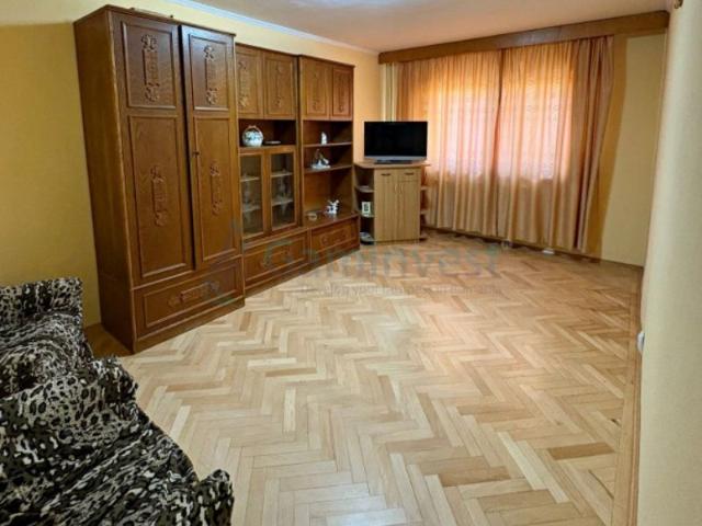 Apartament cu 3 camere de închiriat,zona Rogerius,Gaminvest A2354