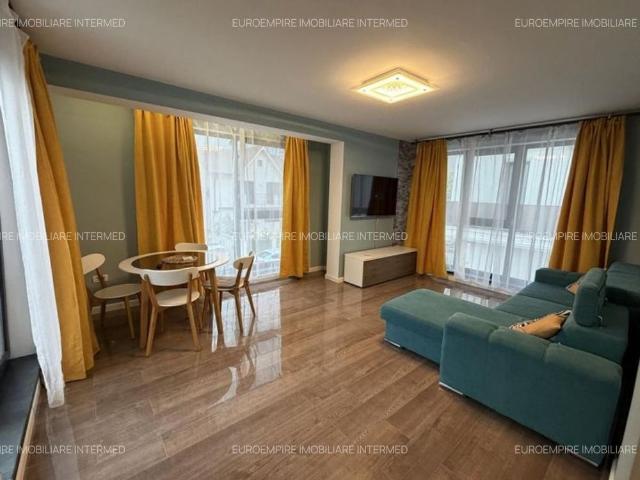 Apartament cu 3 camere de închiriat, zona Tomis Plus
