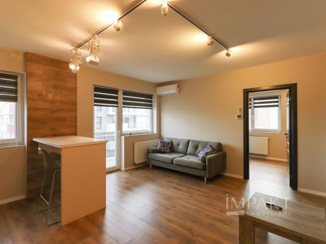 Apartament cu 3 camere de inchiriat, zona VIVO!