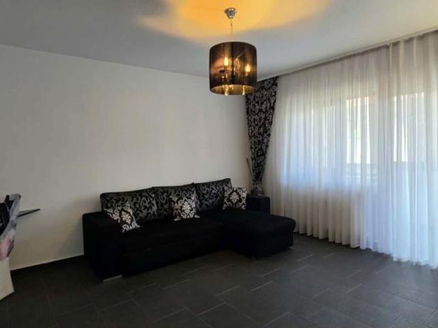 Apartament cu 3 camere de închiriat – Central, Bulevardul Magheru