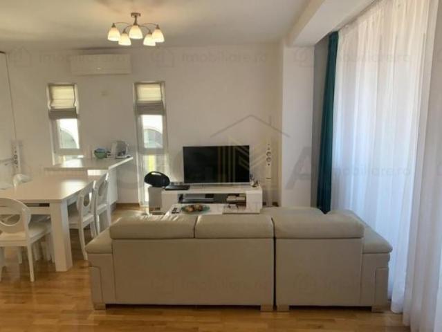 Apartament cu 3 camere de inchiriat in zona Mihai Viteazu!