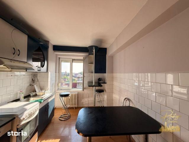Apartament cu 3 camere de inchiriat in zona Cantemir Oradea