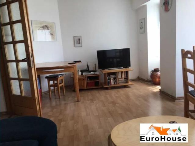 Apartament cu 3 camere de inchiriat in Alba Iulia