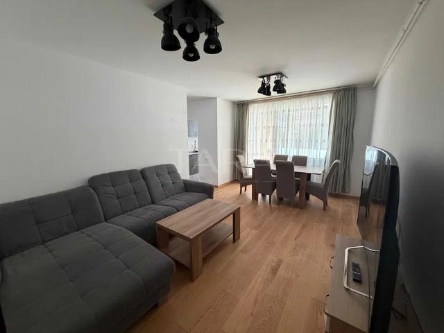 Apartament cu 3 camere de închiriat în Andrei Mureșanu