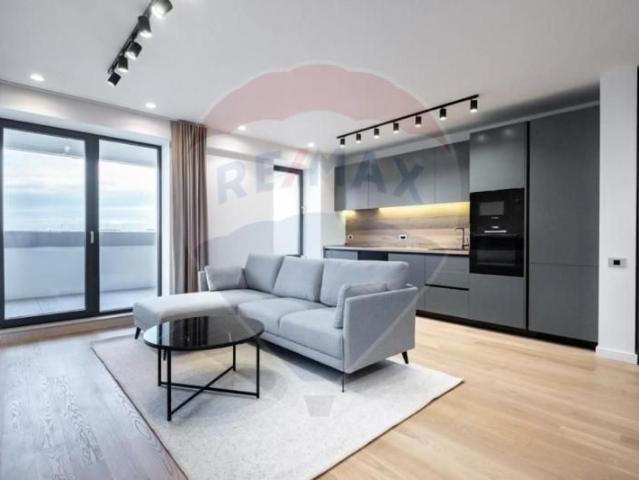 Apartament cu 3 camere de inchiriat in Aviatiei Tower