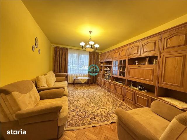 Apartament cu 3 camere de inchiriat, mobilat si utilat in Unirii