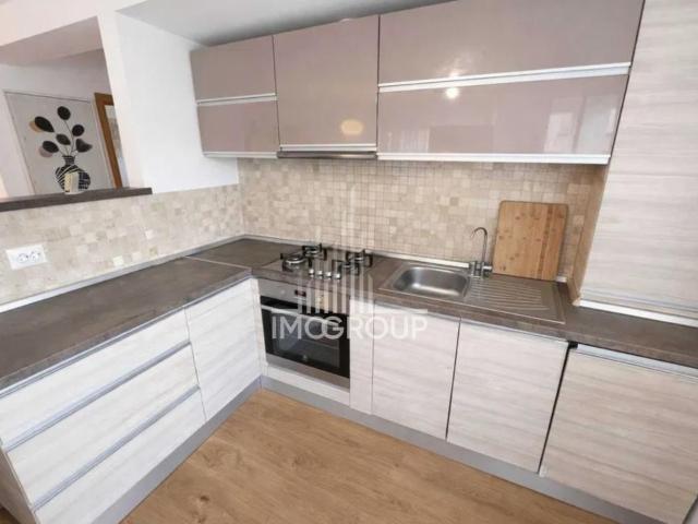 Apartament cu 3 camere de inchiriat, parcare,Zorilor UMF Str. Rapsodiei