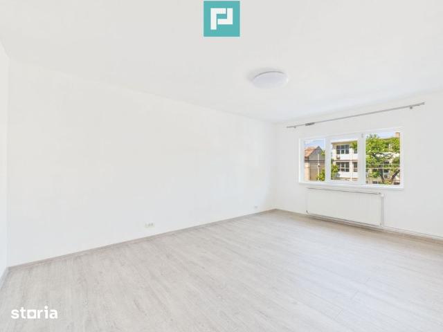 Apartament cu 3 camere de închiriat, Podgoria Arad