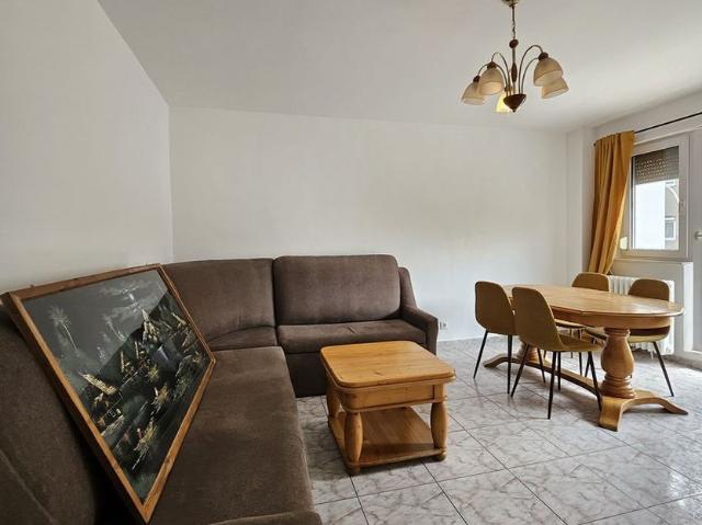 Apartament cu 3 camere de închiriat – str. Cazaban Iosia