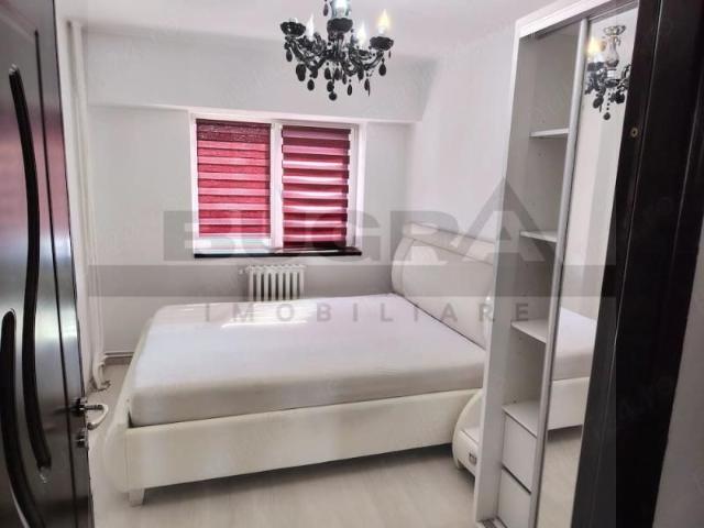 Apartament cu 3 camere, decomandat, 80 mp, Piata Marasti
