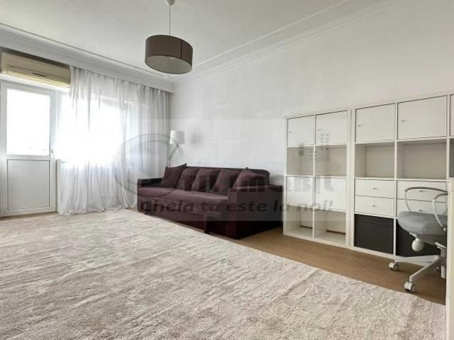 Apartament cu 3 camere decomandat Central, Anastasie Panu 600