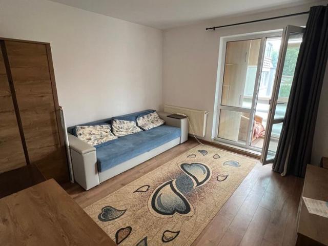 Apartament cu 3 camere, DEOCMANDAT, LOC PARCARE INCLUS, zona PACURARI REDIU