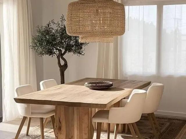 Apartament cu 3 camere doua balcoane langa scoala