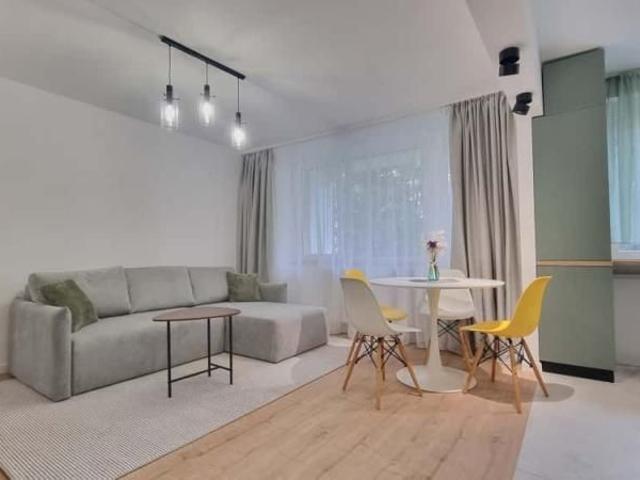 | Apartament cu 3 camere | Etaj intermediar | Cartierul Grigorescu |