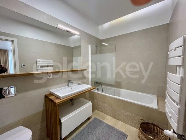 Apartament cu 3 camere | finisaje premium | terasa si garaj | ID:1684172