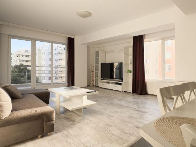 Apartament cu 3 camere in Mamaia, cu vedere la lac, pe termen lung, pet friendly