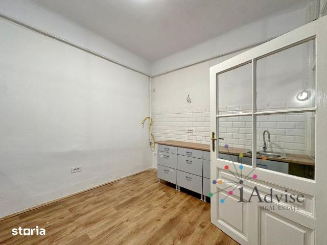 Apartament cu 3 camere in Centrul Istoric al Brasovului