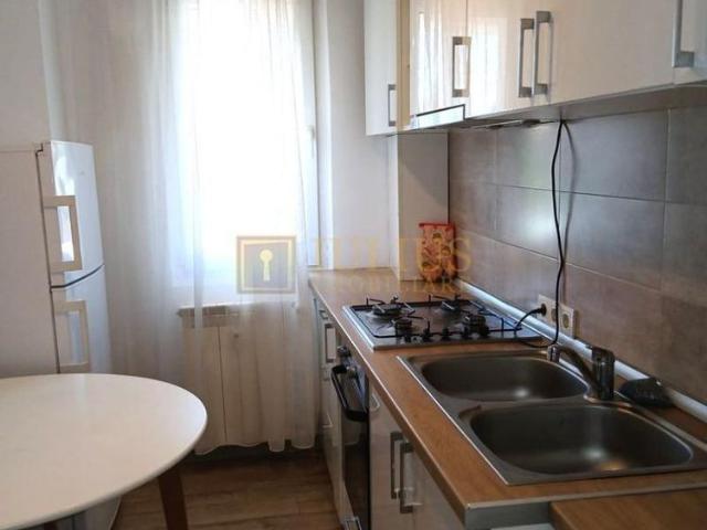 Apartament cu 3 camere in Complexul Studentesc