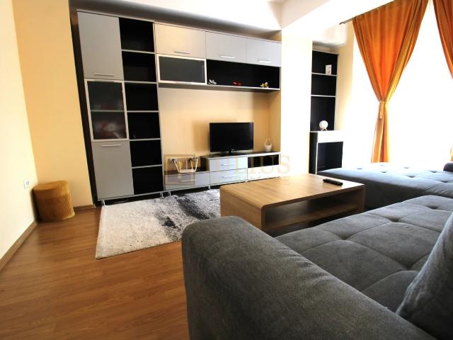 Apartament cu 3 camere in Girocului