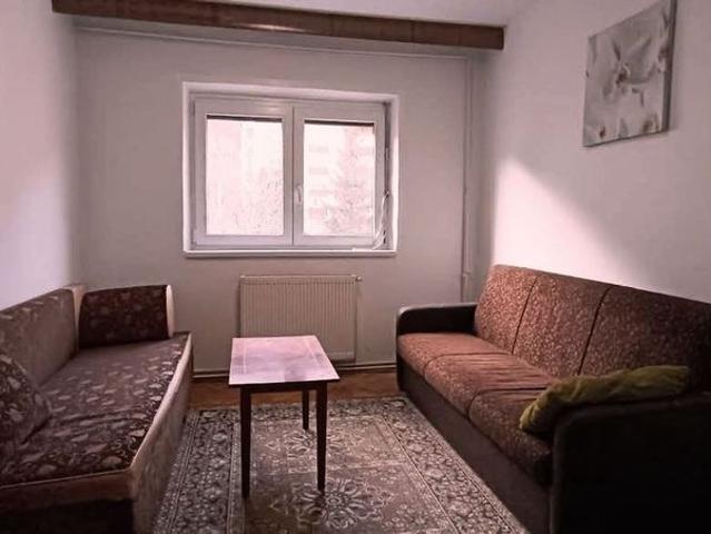 Apartament cu 3 camere in Racadau
