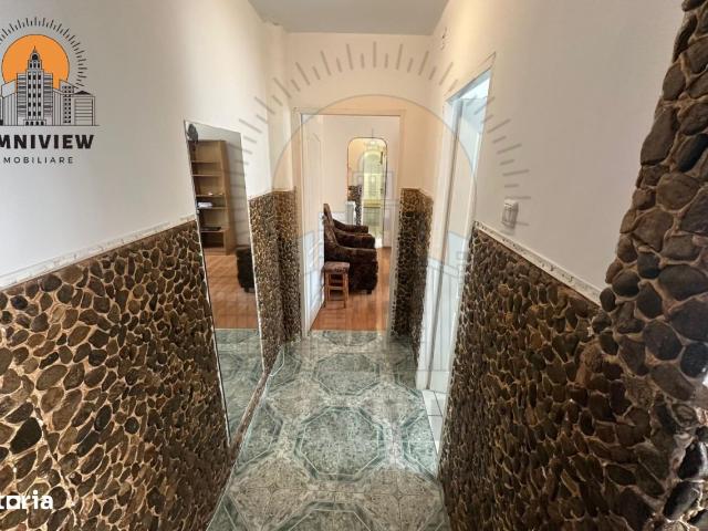 Apartament cu 3 camere în Zărnești, vedere Piatra Craiului