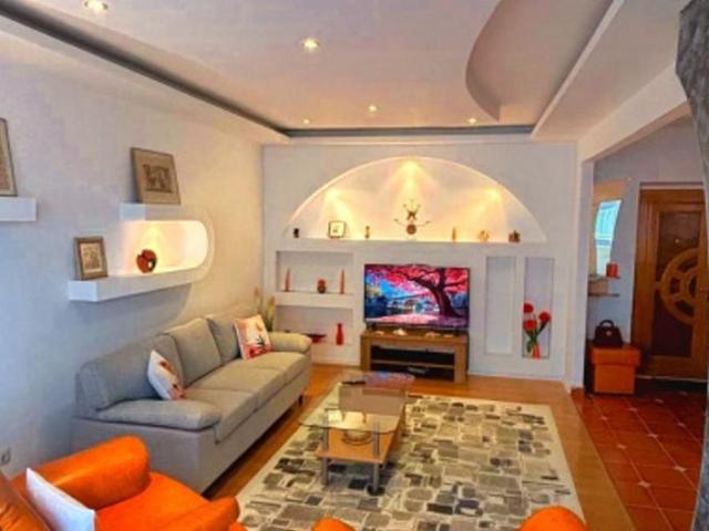 Apartament cu 3 camere in zona Griviței